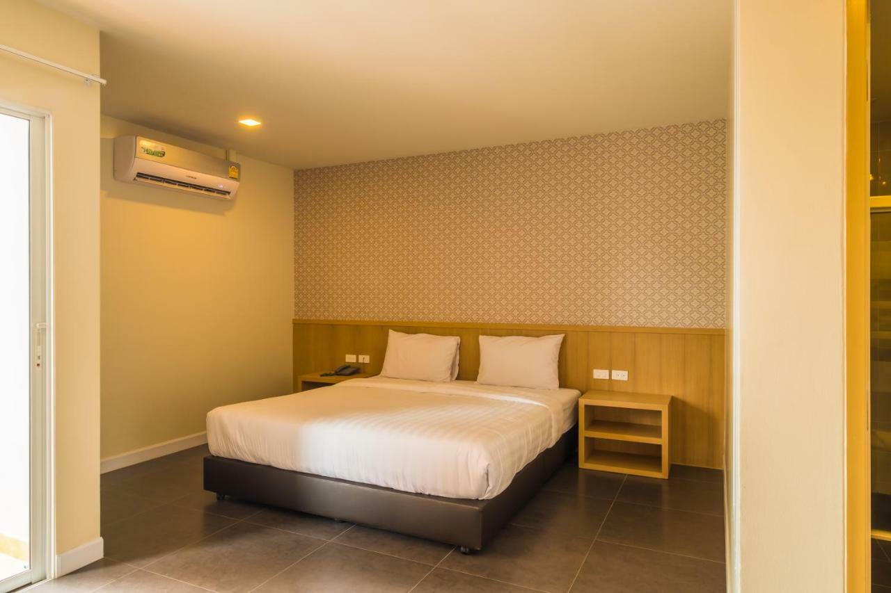 Innara Hotel Паттайя Экстерьер фото