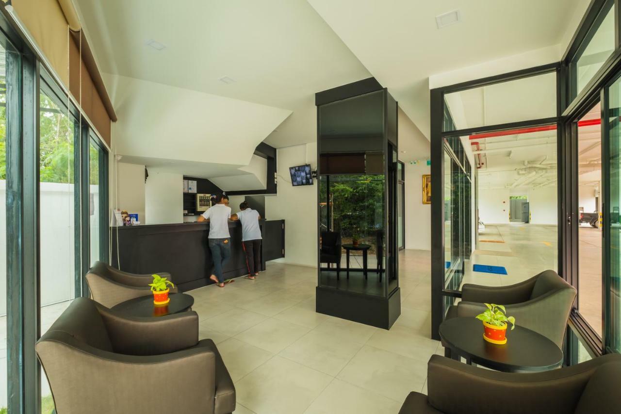 Innara Hotel Паттайя Экстерьер фото