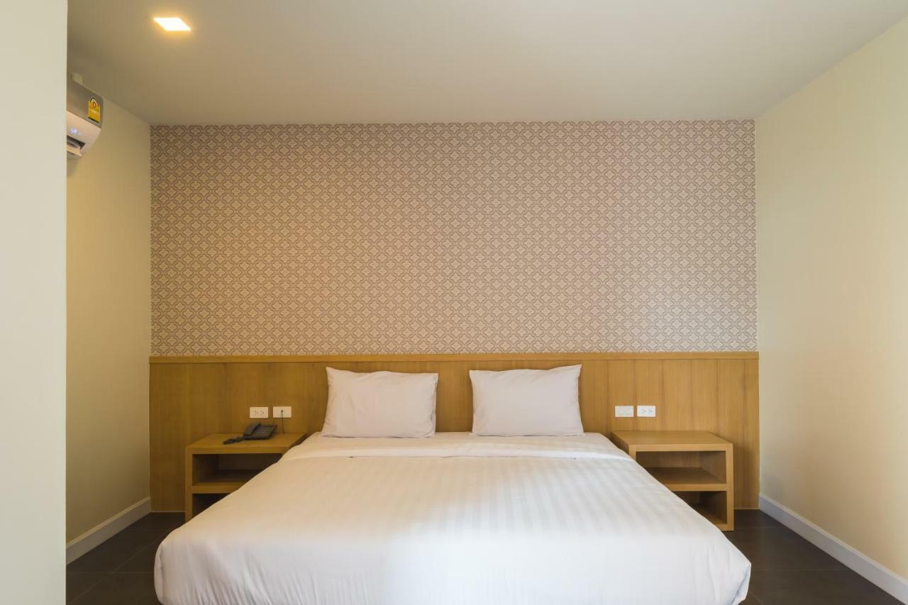 Innara Hotel Паттайя Экстерьер фото